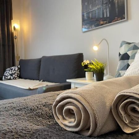 Charming Apartment Near City Center Вена Экстерьер фото